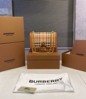 BURBERRY TB ELEANOR SHOULDER BAG (LIGHT BROWN)