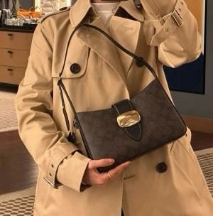 COACH JACQUARD ELIZA BAG ( BLACK ) WITH DOUBLE BOX WITH PREMIUM QUALITY