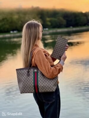 GUCCI_GG_OPHIDIA_BIG _TOTEBAG_WITH_OG BOX& CARRY BAG