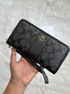 COACH_82_WALLET_WITH_ORIGINAL_BOX